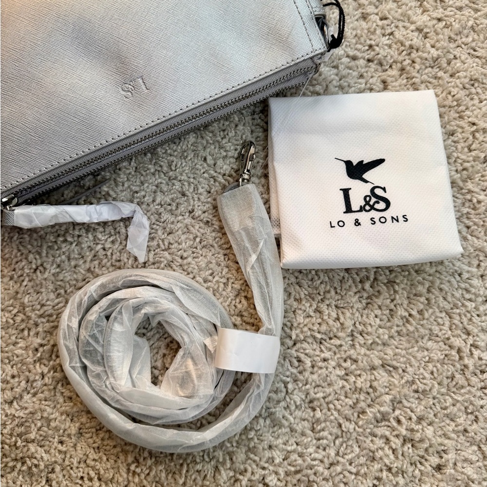 NEW Lo & Sons The Pearl Saffiano Crossbody *READ* - Picture 9 of 16